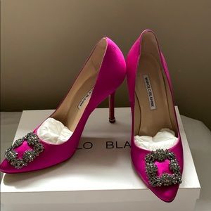 Manolo Blahnik Hangsi 100mm pump